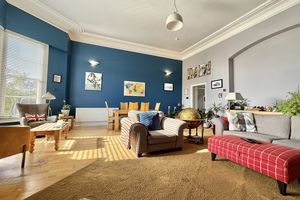 Living Room- click for photo gallery